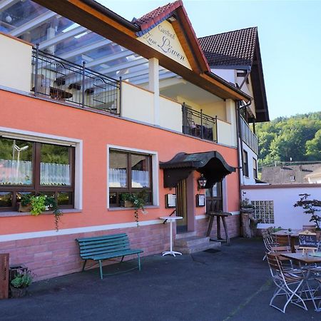 Gasthof Zum Loewen Mespelbrunn Exterior photo